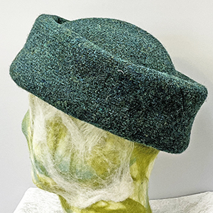Angu hat